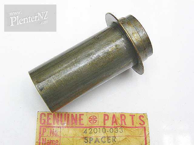 42010-033 - REAR HUB BEARING SPACER