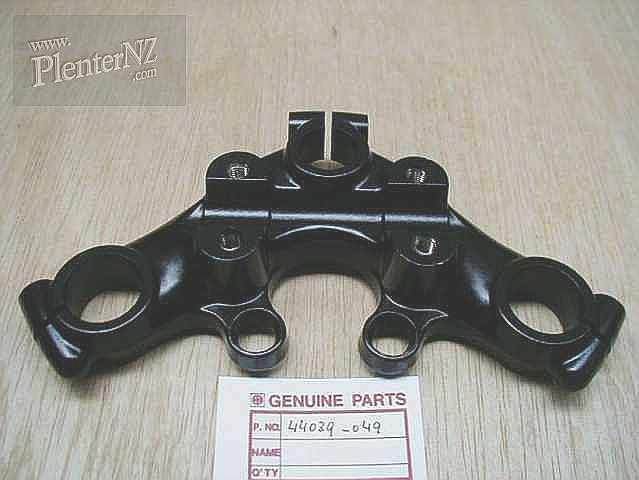 44039-049 - STEERING STEM HEAD