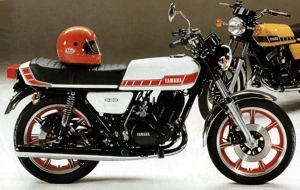 1978 - RD250 2R8 and RD400 2R9