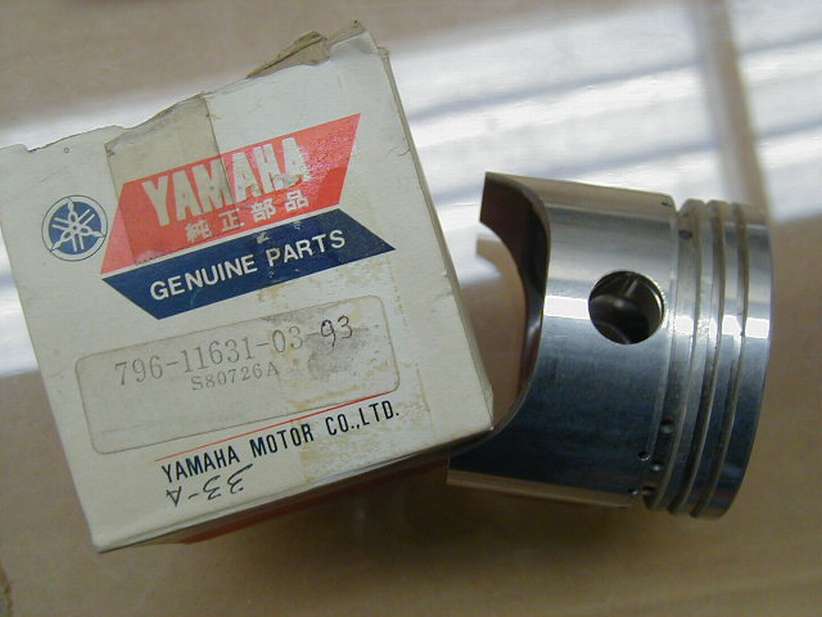 796-11631-03-93 - PISTON, STD