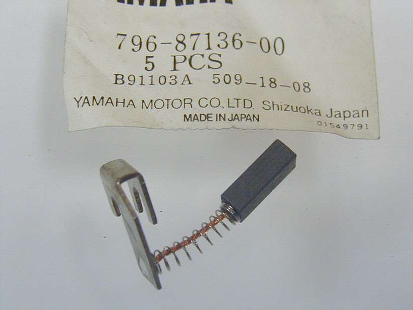 796-87136-00-00 - BRUSH, GENERATOR